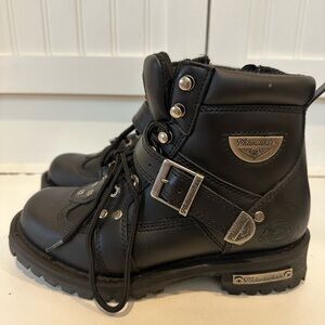 Milwaukee Black Leather Motorcycle Boots
Women's 7.5